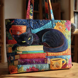 Handgefertigte Stepptasche – Schwarze Katze mit Büchern und Häferln