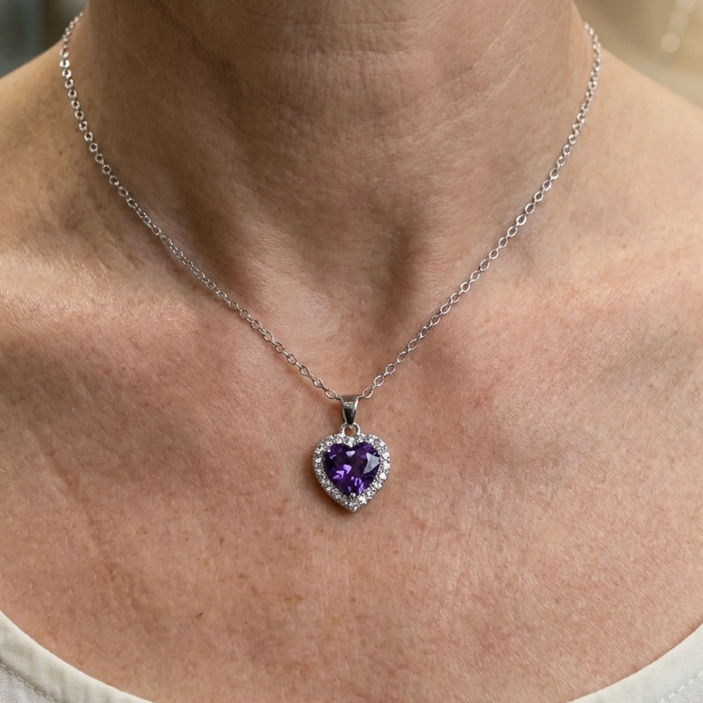 Amethyst-Herz-Halskette mit Strahlenkranz in Weißgold