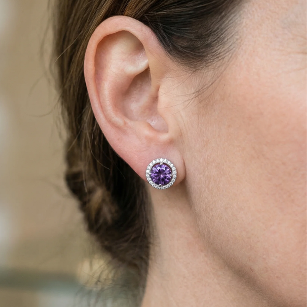 Runde Amethyst-Pavé-Ohrringe in Weißgold