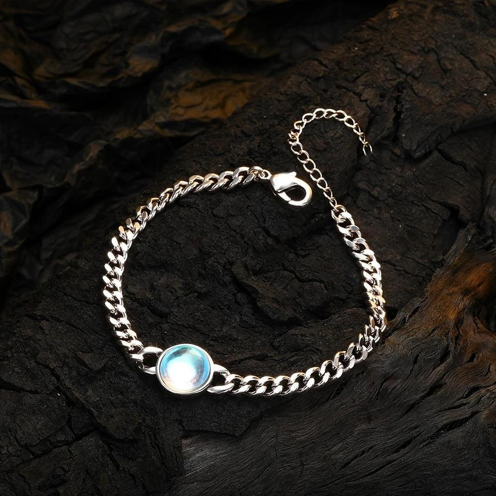 Armband „Innere Stimme“ mit Mondstein – Ansicht 5