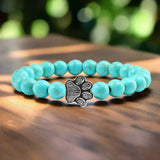 Armband mit Pfotenperlen