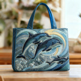 Handgefertigte Stepptasche – Delfin im Ozean
