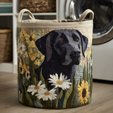 Gesteppter Wäschekorb – Schwarzer Labrador in Blüten