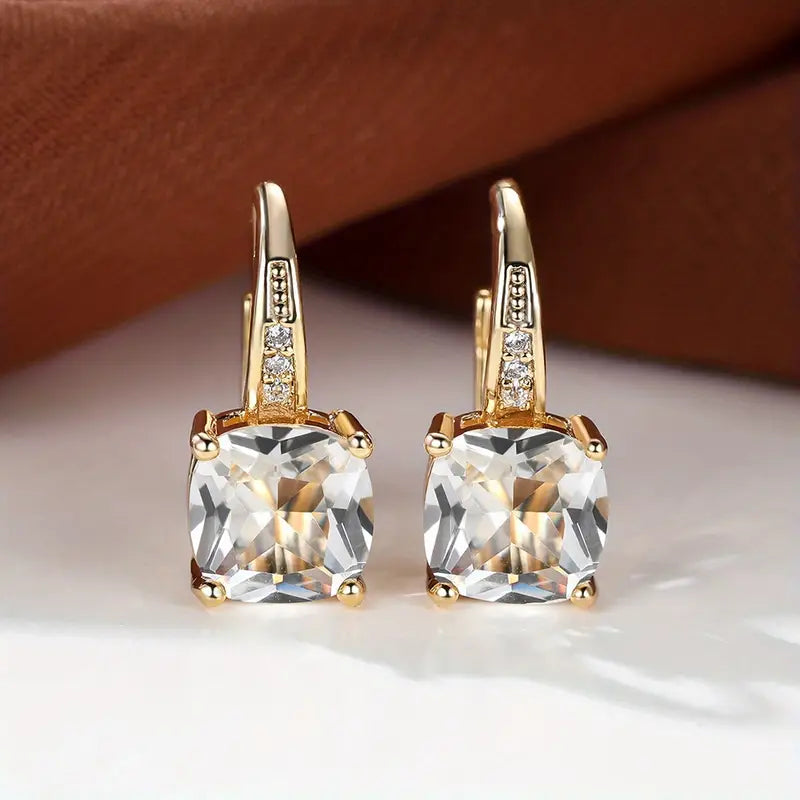 Creolen mit mystischem Saphir in Gold, Ansicht 3