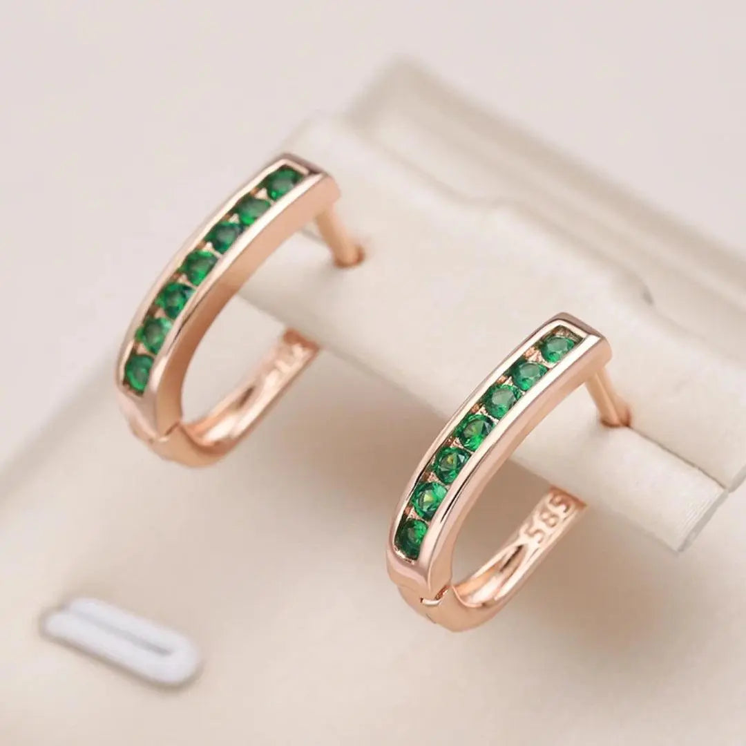 Ohrringe mit Smaragd und Zirkonia in Gold
