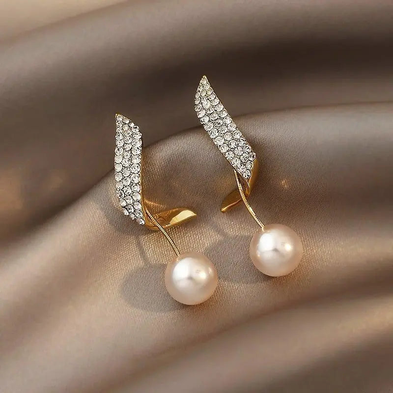 Ohrringe mit Perlen in Gold, Ansicht 2