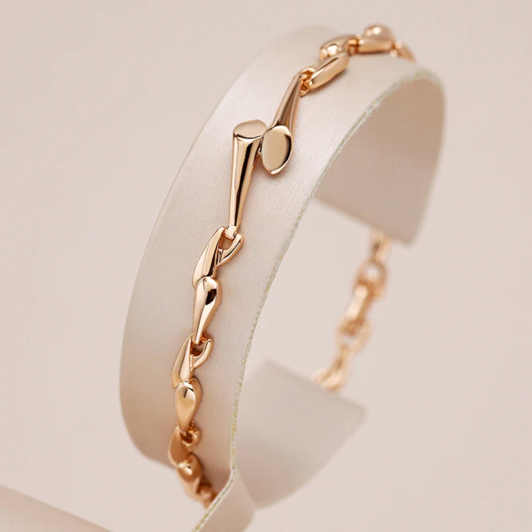 Elegantes Armband in Gold