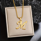 Initialen-Halskette mit Kristall in Gold, Ansicht 13