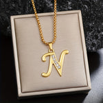 Initialen-Halskette mit Kristall in Gold, Ansicht 14