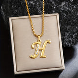Initialen-Halskette mit Kristall in Gold, Ansicht 8