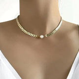 Griechische Halskette mit Perle in Gold