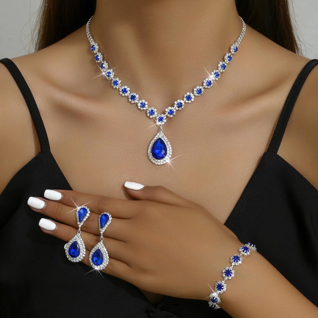 Dreiteiliges Braut-Schmuckset