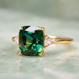 Eleganter quadratischer Ring mit Smaragd – Ansicht 2