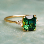 Eleganter quadratischer Ring mit Smaragd – Ansicht 3