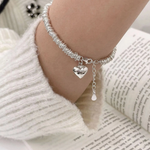 Elegantes Armband mit Herz in Weißgold