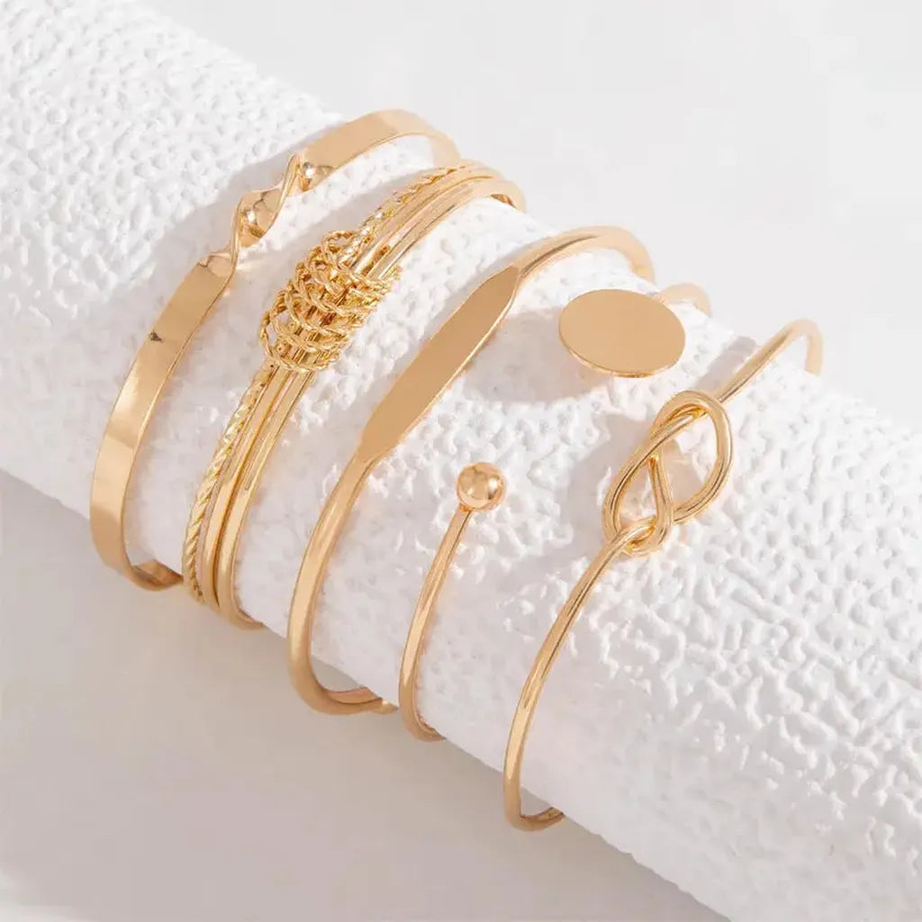 Elegantes Schmuckset mit Knoten – Ansicht 2