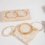 Elegantes Schmuckset mit Knoten – Ansicht 3