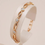 Elegantes vergoldetes Armband