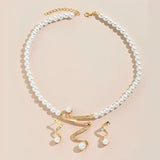 Geschenkset mit Naturperlen: Halskette und Ohrringe in Gold, Ansicht 6