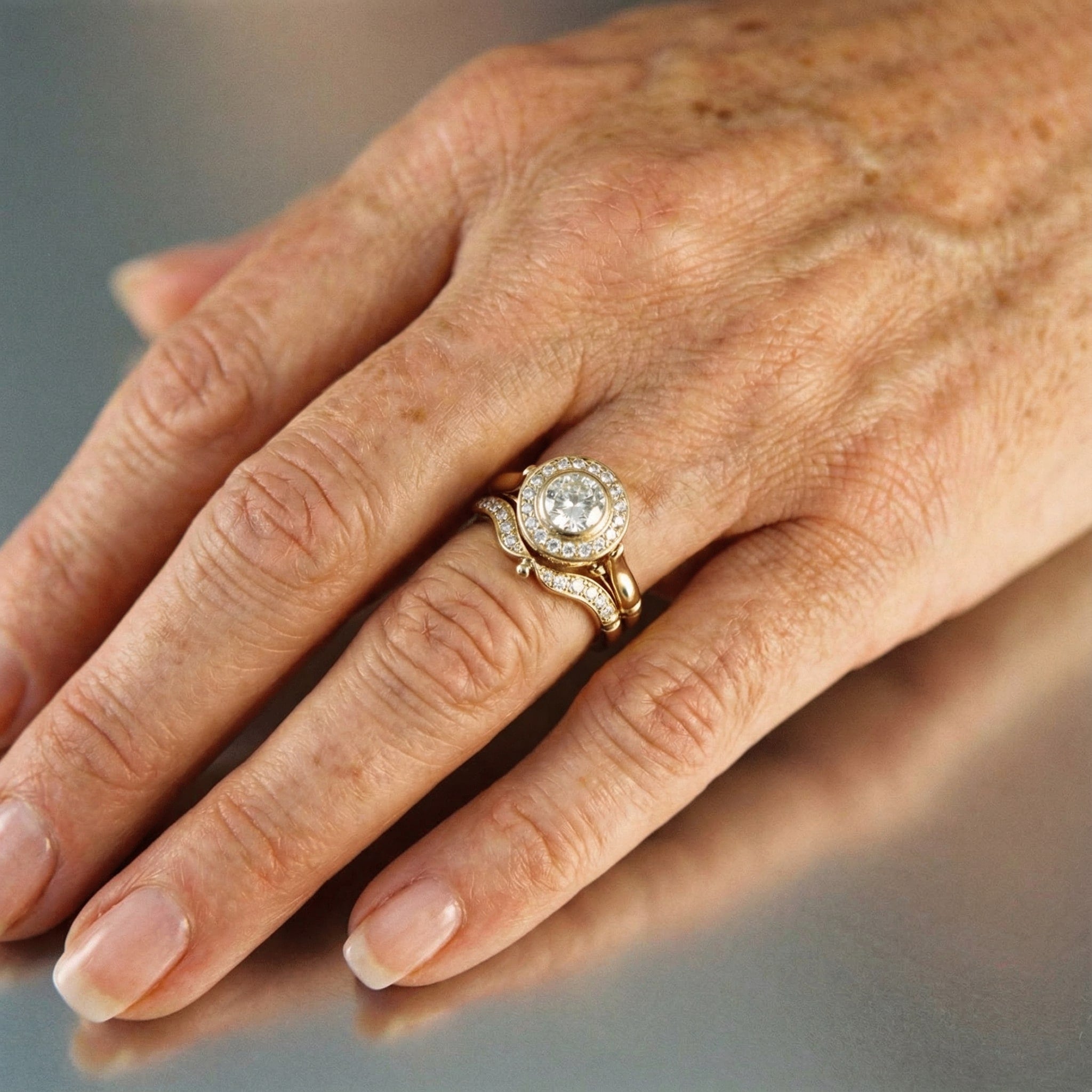 Retro-Ring-Set mit Zirkonia in Gold, Ansicht 2