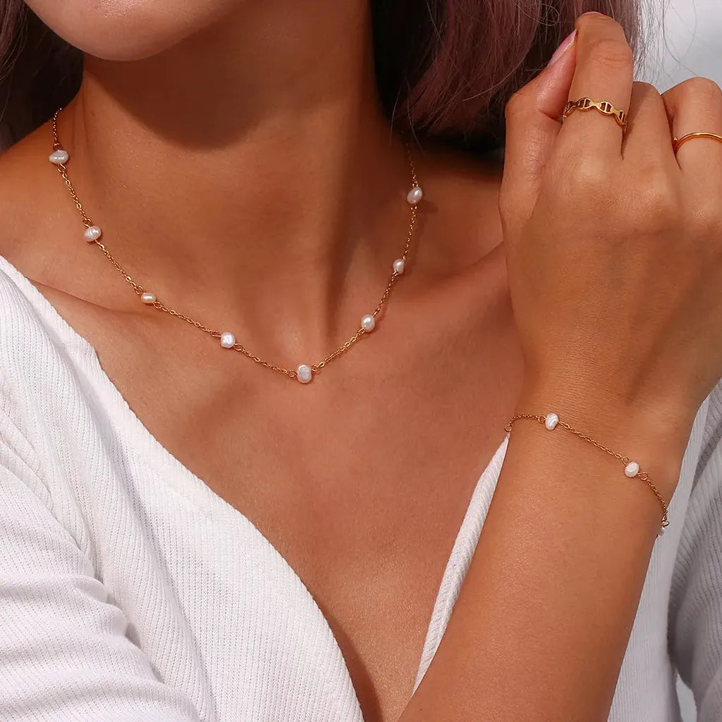 Geschenkset aus Edelstahl: Halskette und Armband