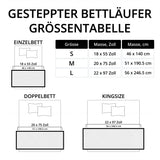 Gesteppter Bettläufer – Violette Libelle im Mondschein