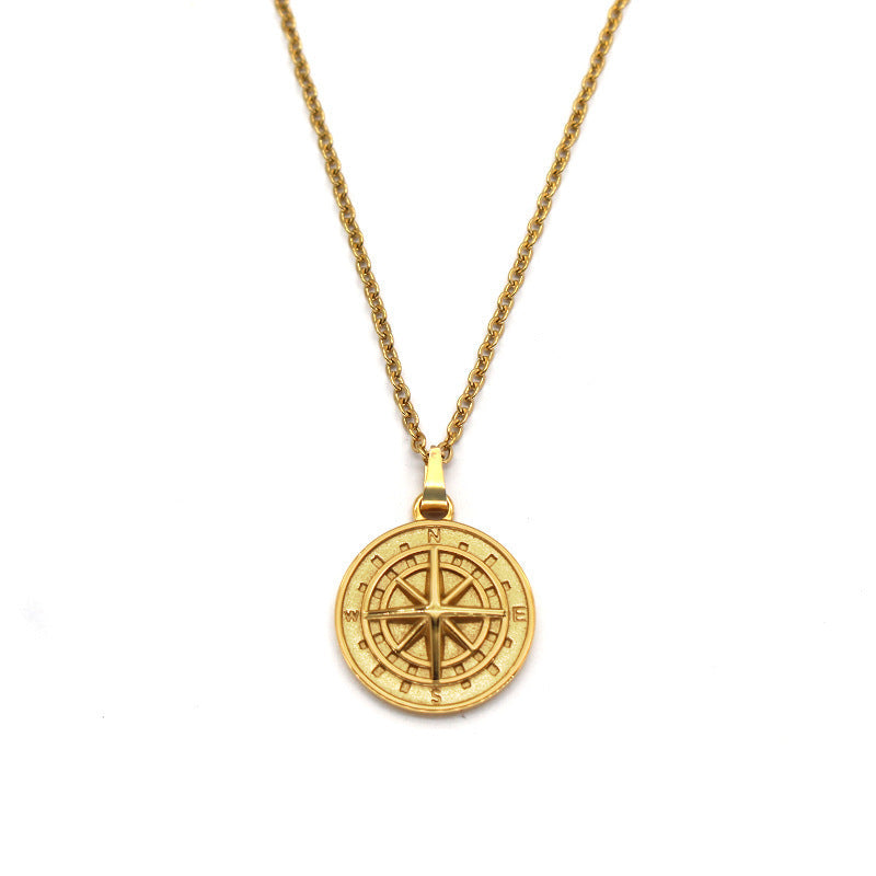 Halskette mit Kompass-Anhänger in Gold
