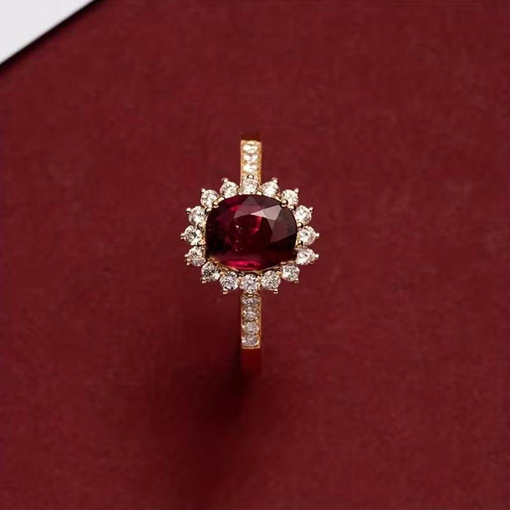 Roter Ring „Kaiserin“ in Gold – Ansicht 3