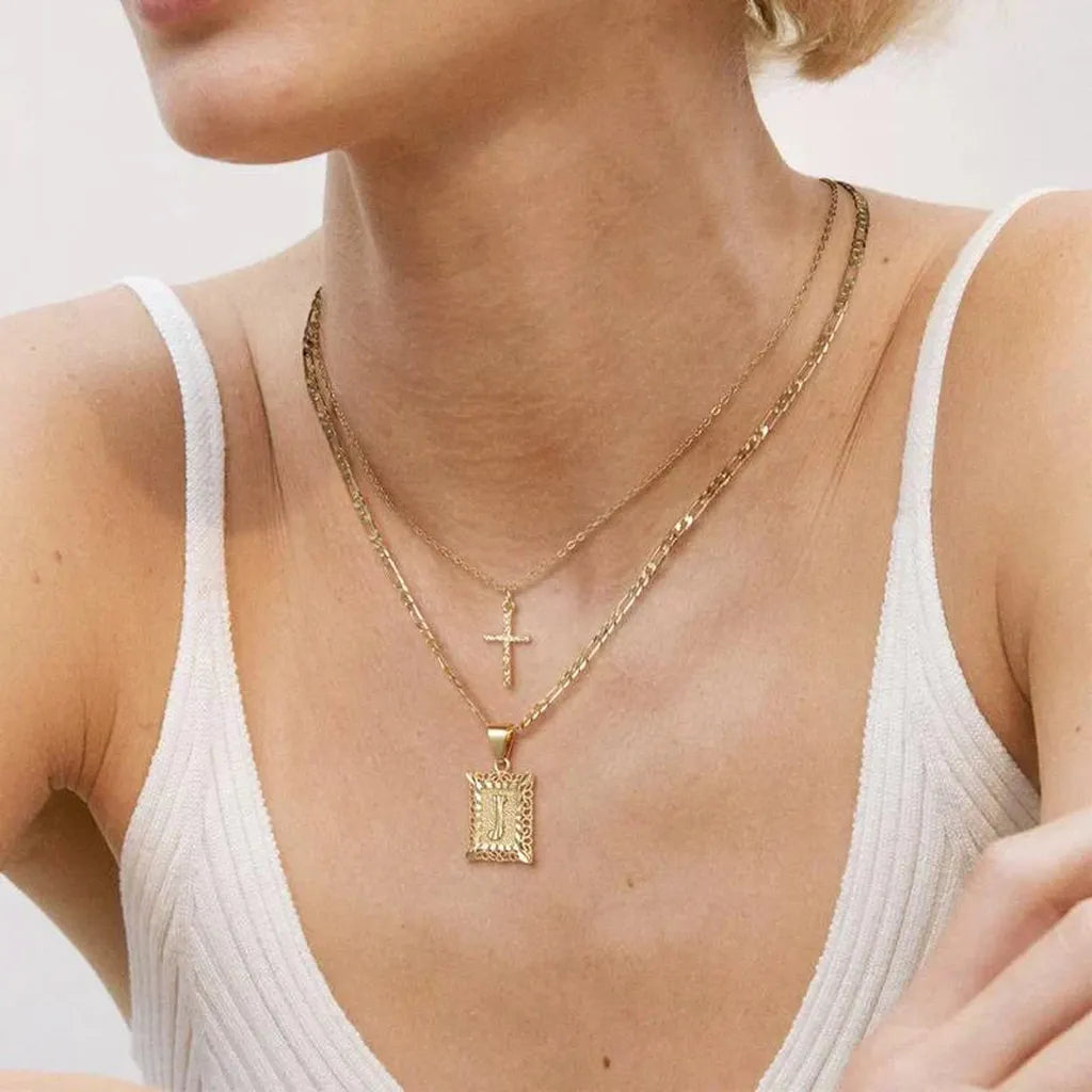 Kreuzkette mit Initiale in Gold – Ansicht 7