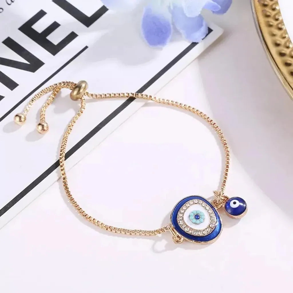 Luxuriöses Armband mit Gorgonenauge