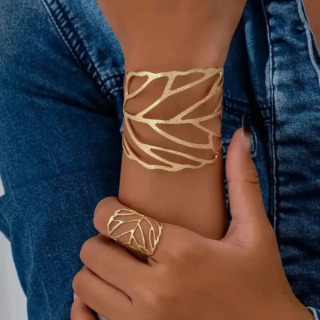 Retro-Armband mit Blattdesign