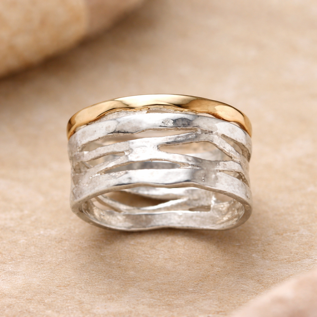 Retro-Ring „Oco“ in Gold und Weißgold