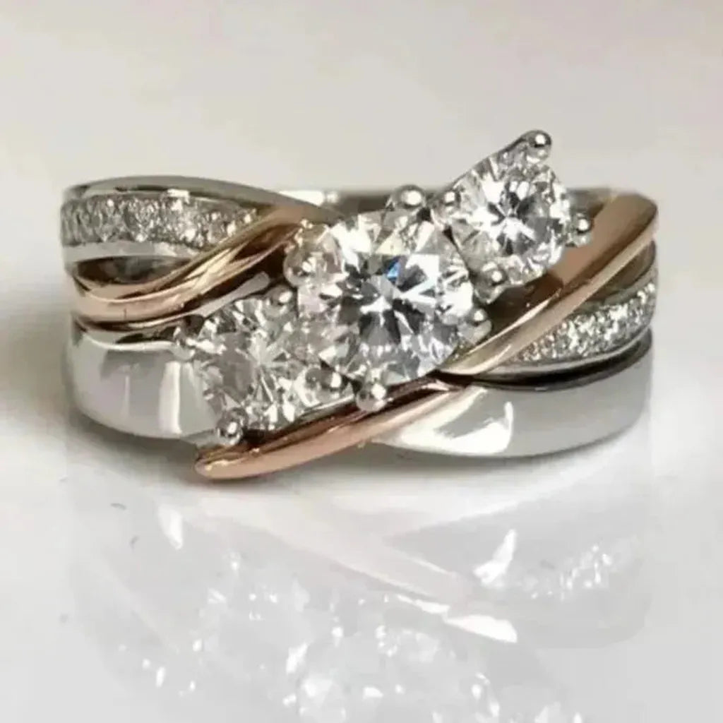 Retro-Ring in Gold und Weißgold mit Zirkonia
