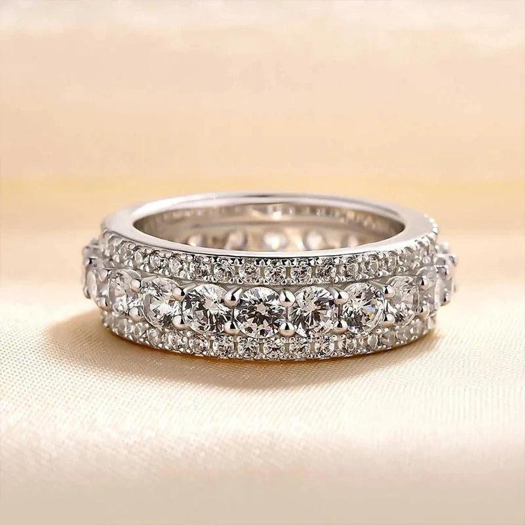 Retro-Ring in Weißgold mit endlosem Band