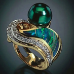 Retro-Ring mit grünen Zirkonia