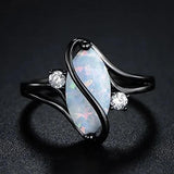 Retro-Ring mit schwarzem gedrehtem Opal
