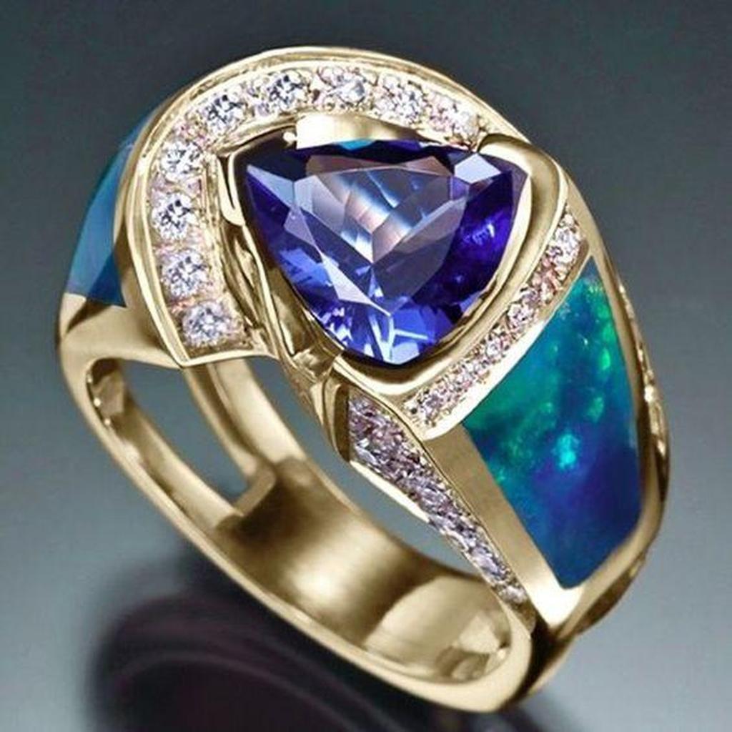 Rosa Ring mit blauem Ozean-Motiv