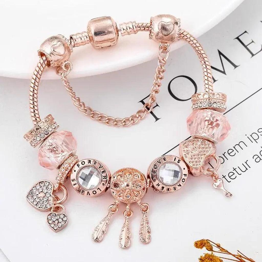 Rosa Traumfänger-Armband mit Weißgold-Anhängern – Ansicht 4