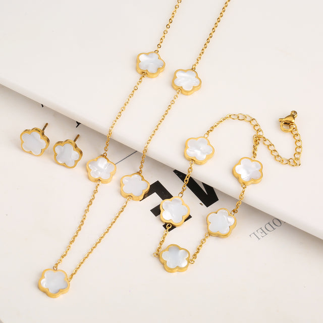 Set mit Kleeblatt: Armband, Halskette und Ohrringe in Gold, Ansicht 2