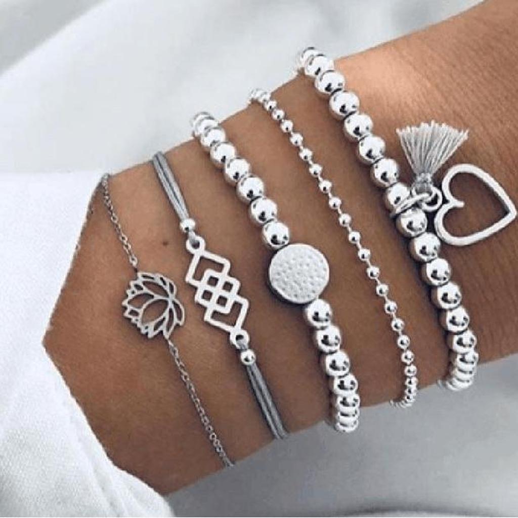 Set aus glitzernden Armbändern – Ansicht 5