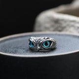 Verstellbarer Eulenring mit Opal in Weißgold – Ansicht 4
