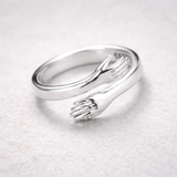 Verstellbarer Ring „Umarmung“ in Weißgold