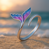 Verstellbarer Ring mit buntem Delfinschwanz