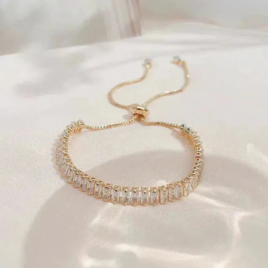 Verstellbares Armband mit Zirkonia